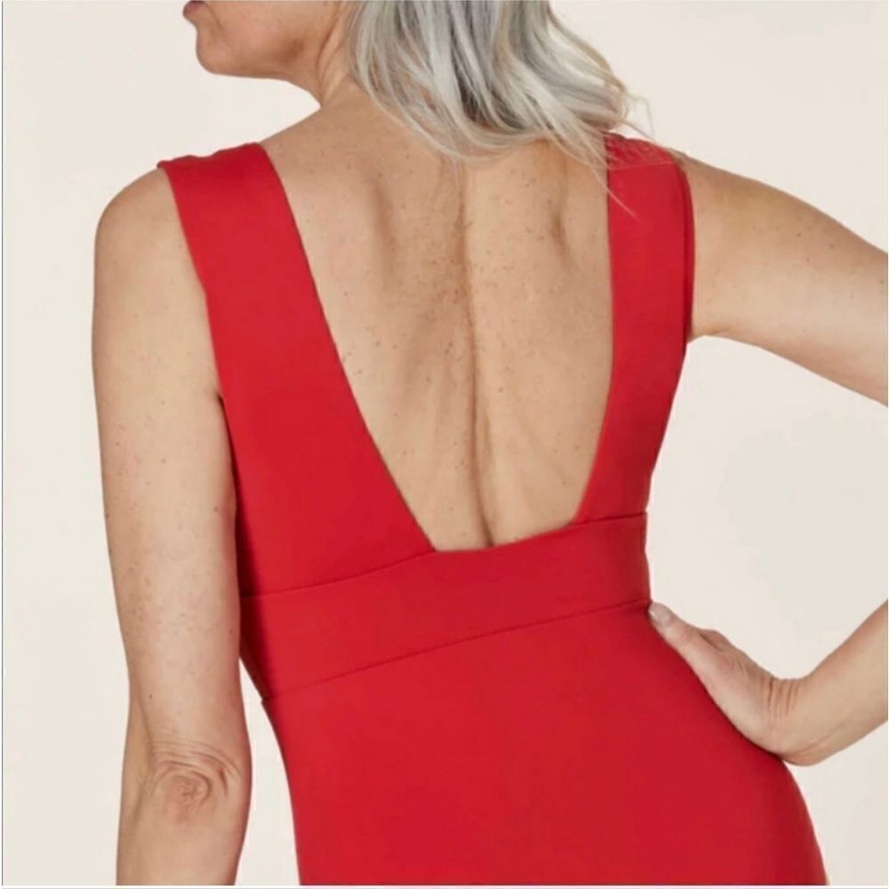 Andie The Mykonos One Piece. Cherry red, large - Picture 2 of 11